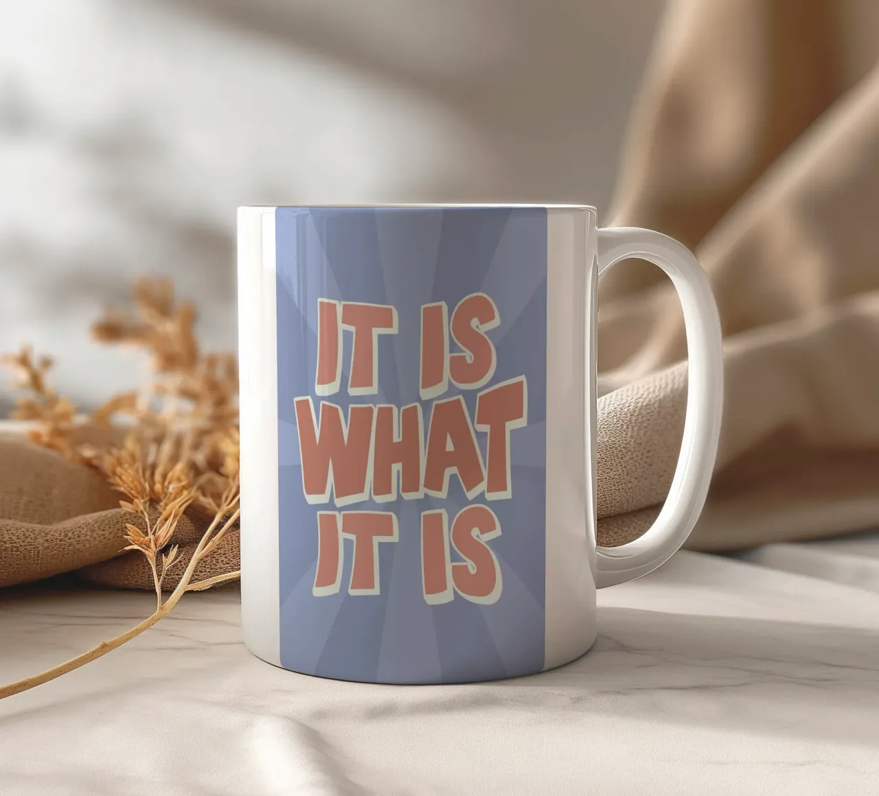 It Is What It Is Print | Retro Graphic Quote Art taza de cerámica de NorwesClub