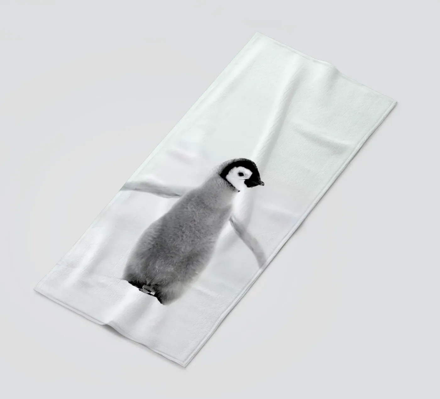 Lone Penguin telo mare da Natural Kingdom