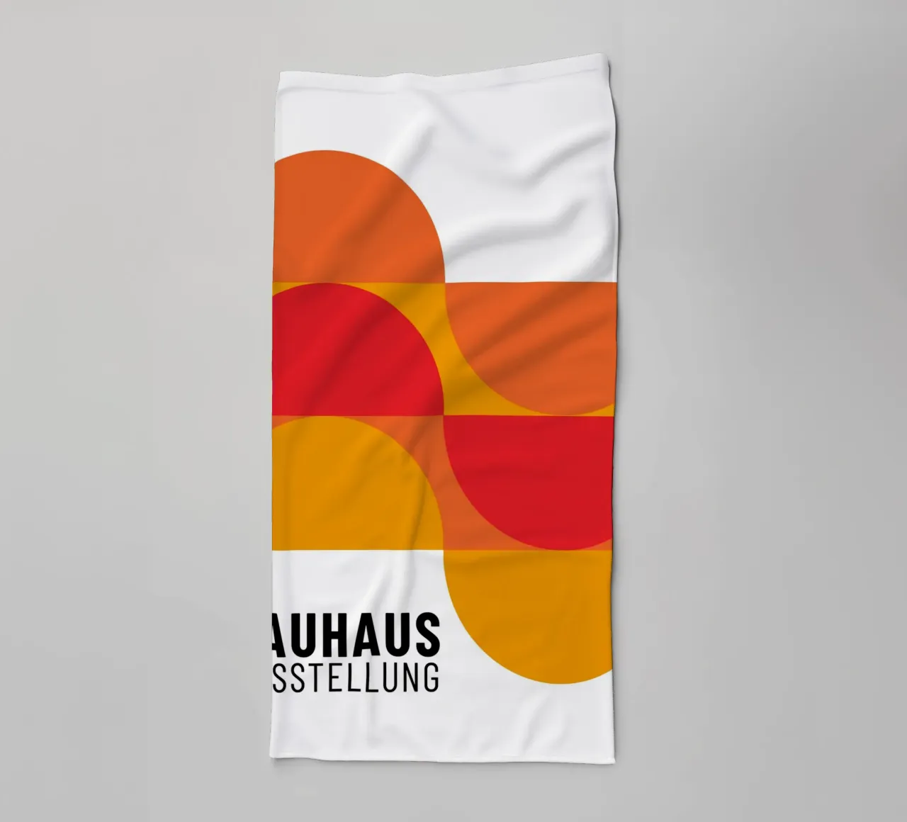 Bauhaus Geometrisch Abstract | Iconisch Modern Ontwerp badhanddoek van NorwesClub