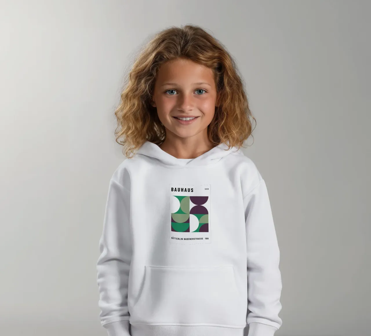 Bauhaus Geometric Pattern | Iconic Abstract Design sudadera con capucha para niño de NorwesClub