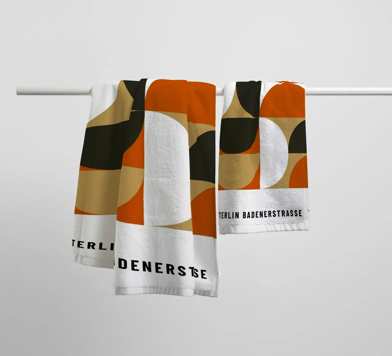 Bauhaus Geometric Pattern | Abstract Design Print serviette de bain de NorwesClub