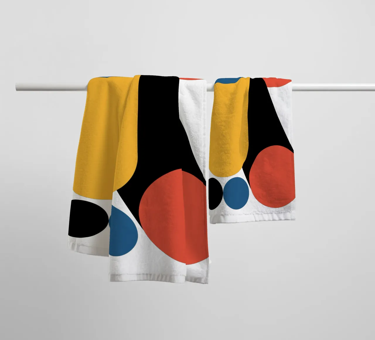 Bauhaus Eye Print | Geometric Abstract Art towel by NorwesClub