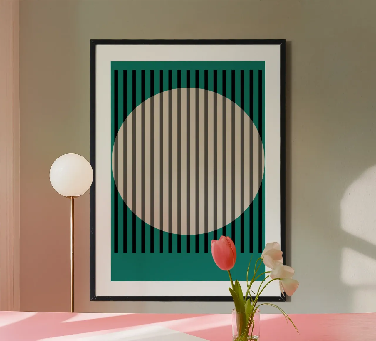 Hamjam Green Abstract Oval Stripes Wall Art Print (Impression murale abstraite à rayures ovales) poster de NorwesClub