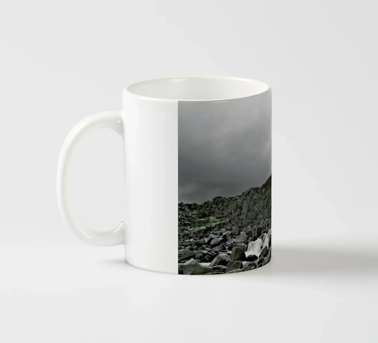 Öxarárfoss tazza in ceramica da Nur Mut