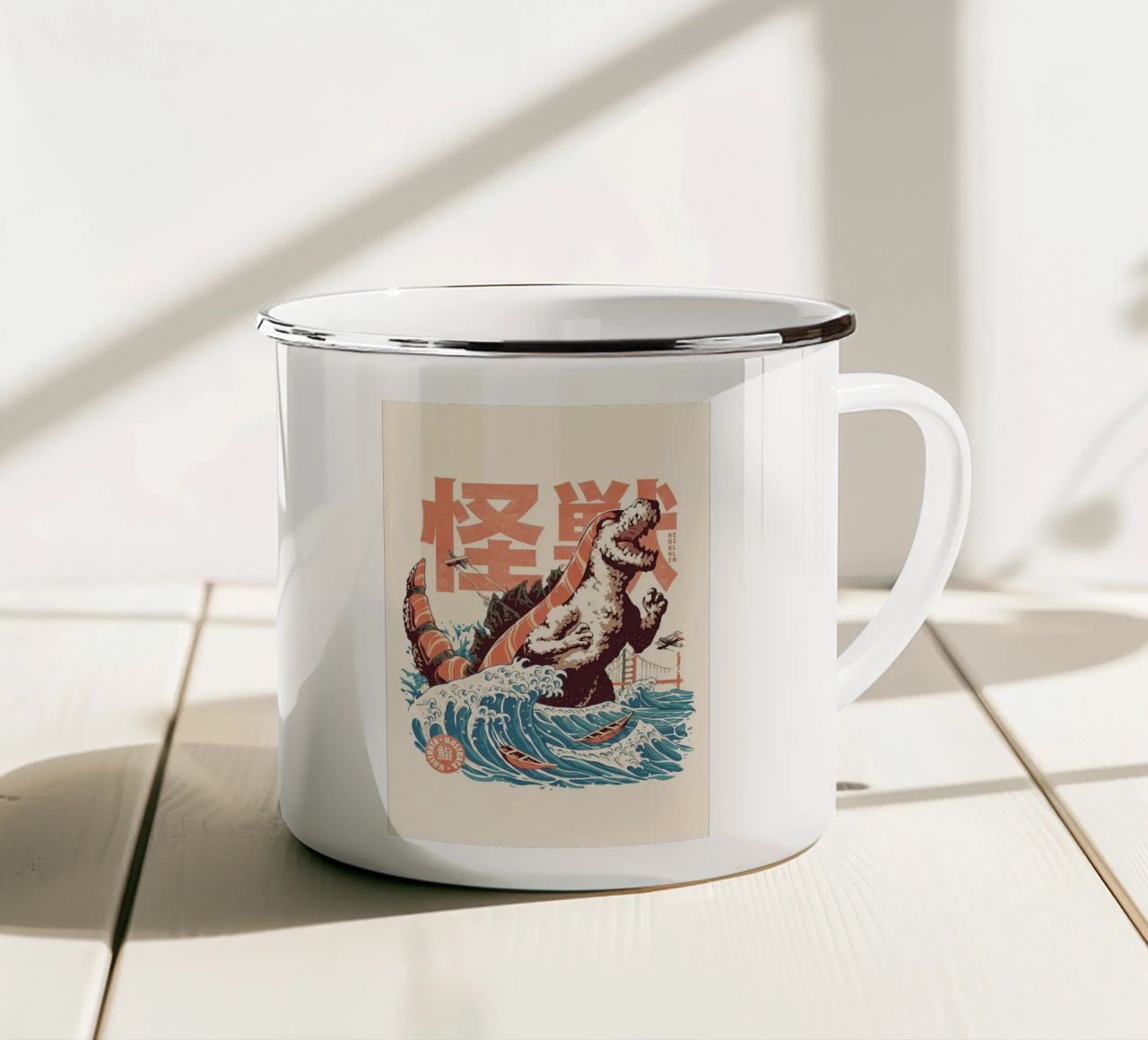 Sushizilla tazza in smalto da Margaret Marie Ostrout