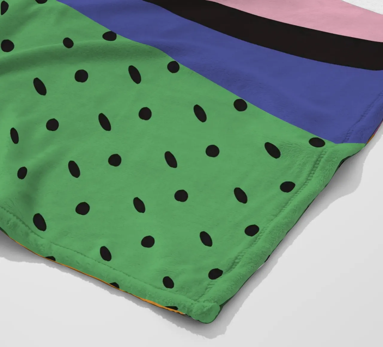 Cuocere le uova coperta in pile da LOOK DIFFERENT