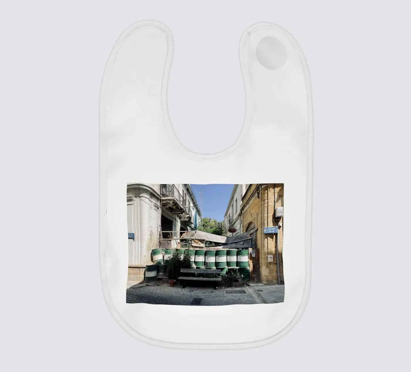 Borderland baby slabbetje van ChiasMata CozMos