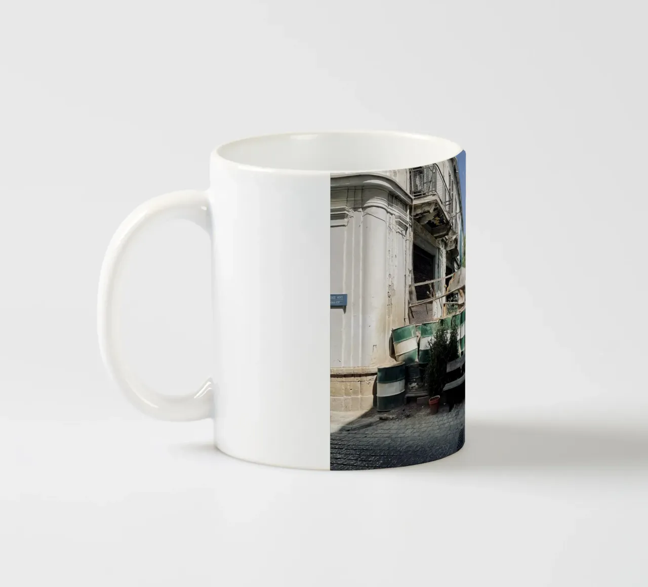 Borderland tazza in ceramica da ChiasMata CozMos