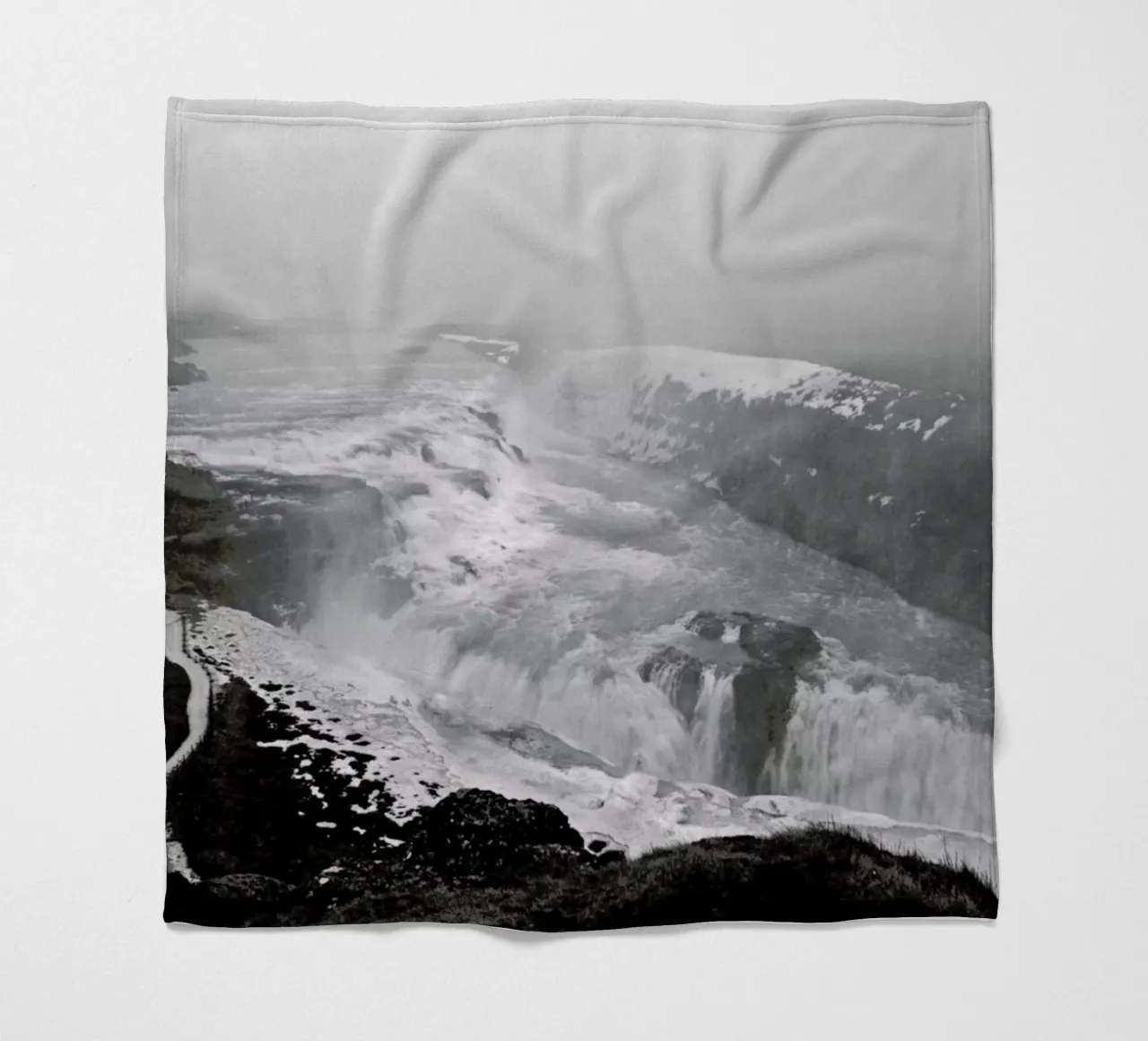 Gullfoss coperta in pile da Nur Mut