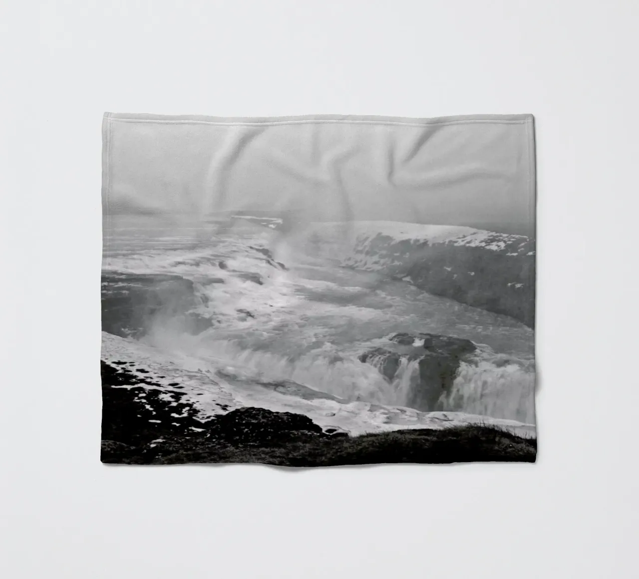 Gullfoss coperta in pile da Nur Mut