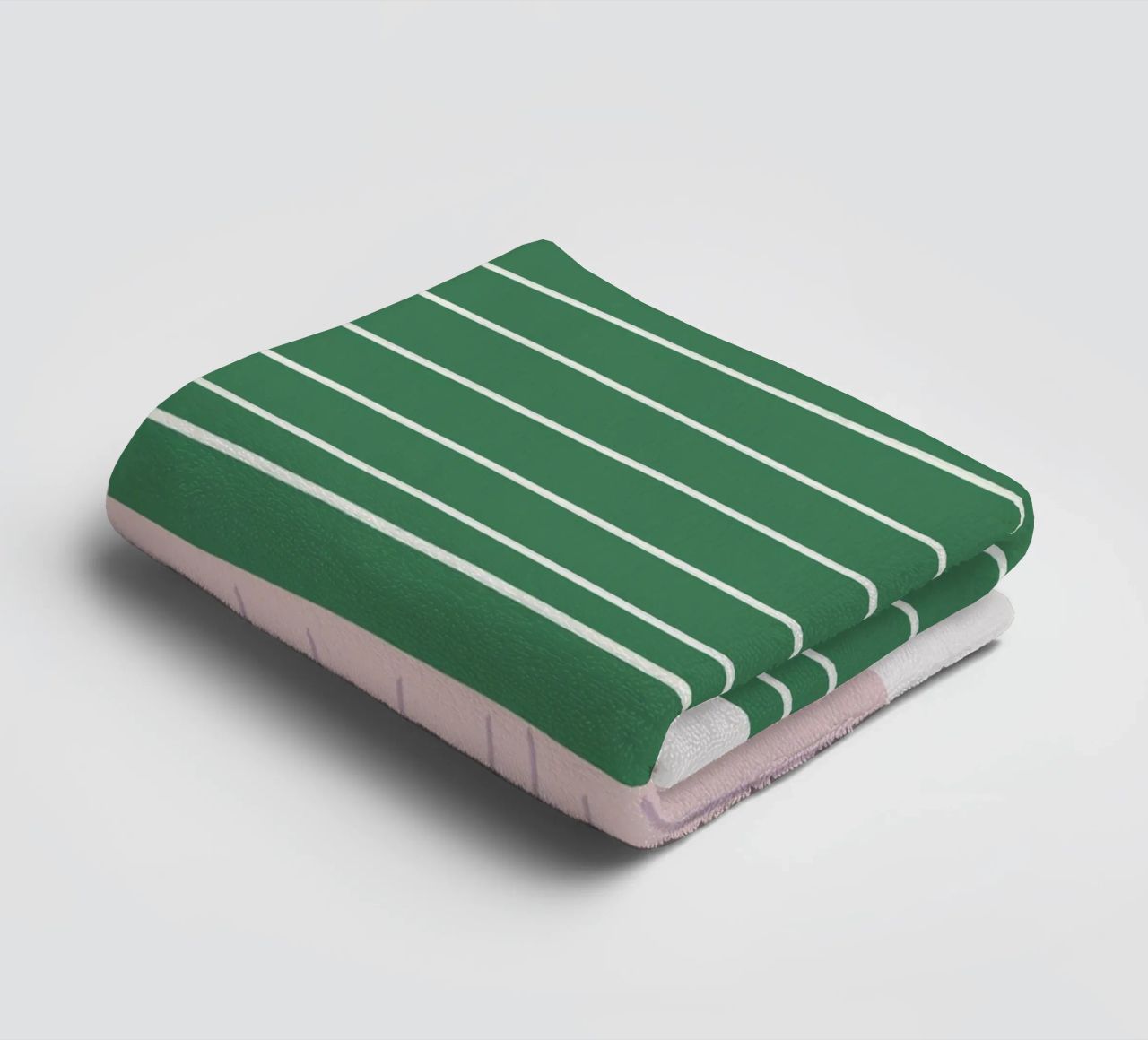 Eenvoudige vormen van roze en groen badhanddoek van Little Dean
