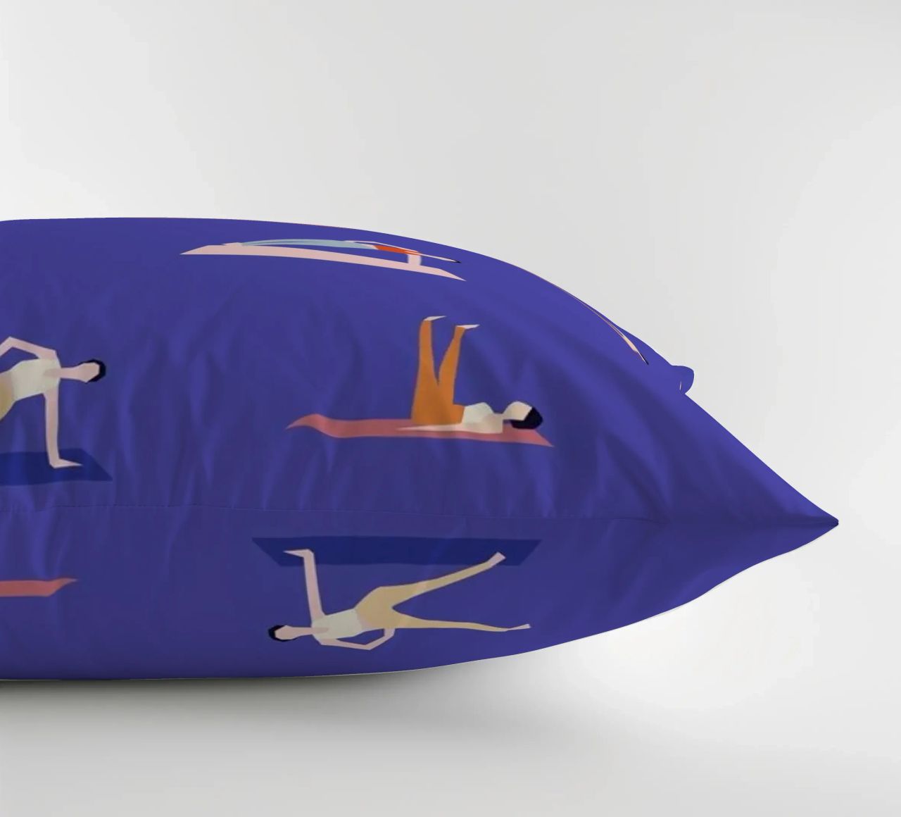 Yoga Girls Kissen von Helena Ravenne