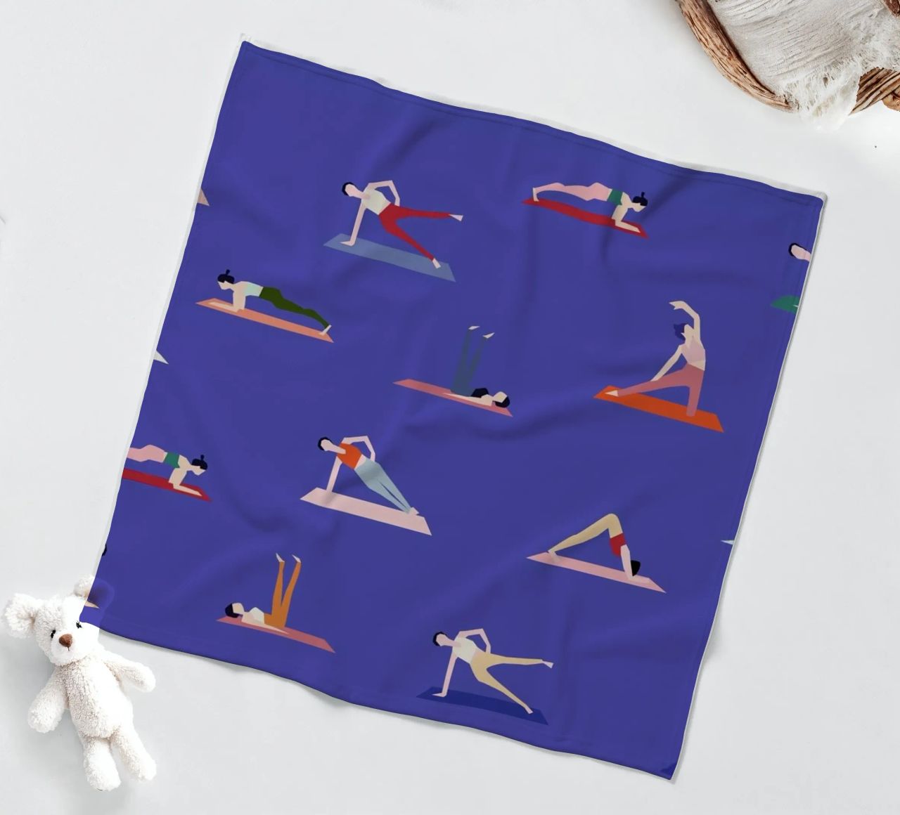 Yoga Girls Fleecedecke von Helena Ravenne