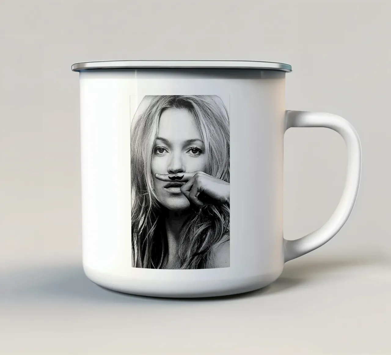 Scherzo sulla vita tazza in smalto da Alex happy shop