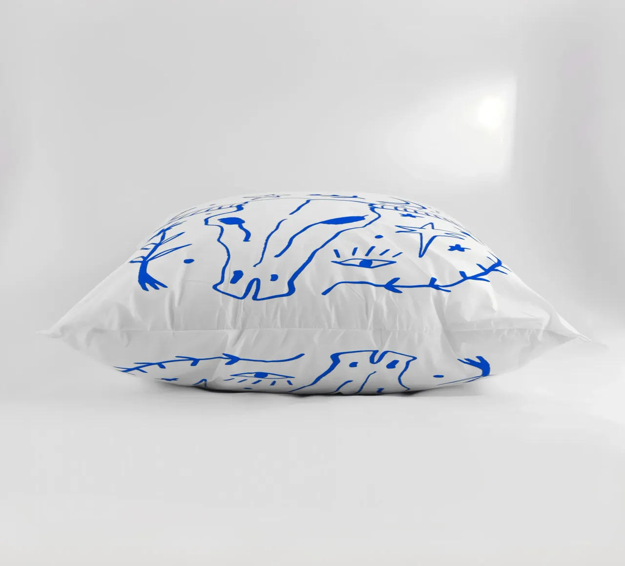 Bull Skull (Without Background) cuscino da treechild