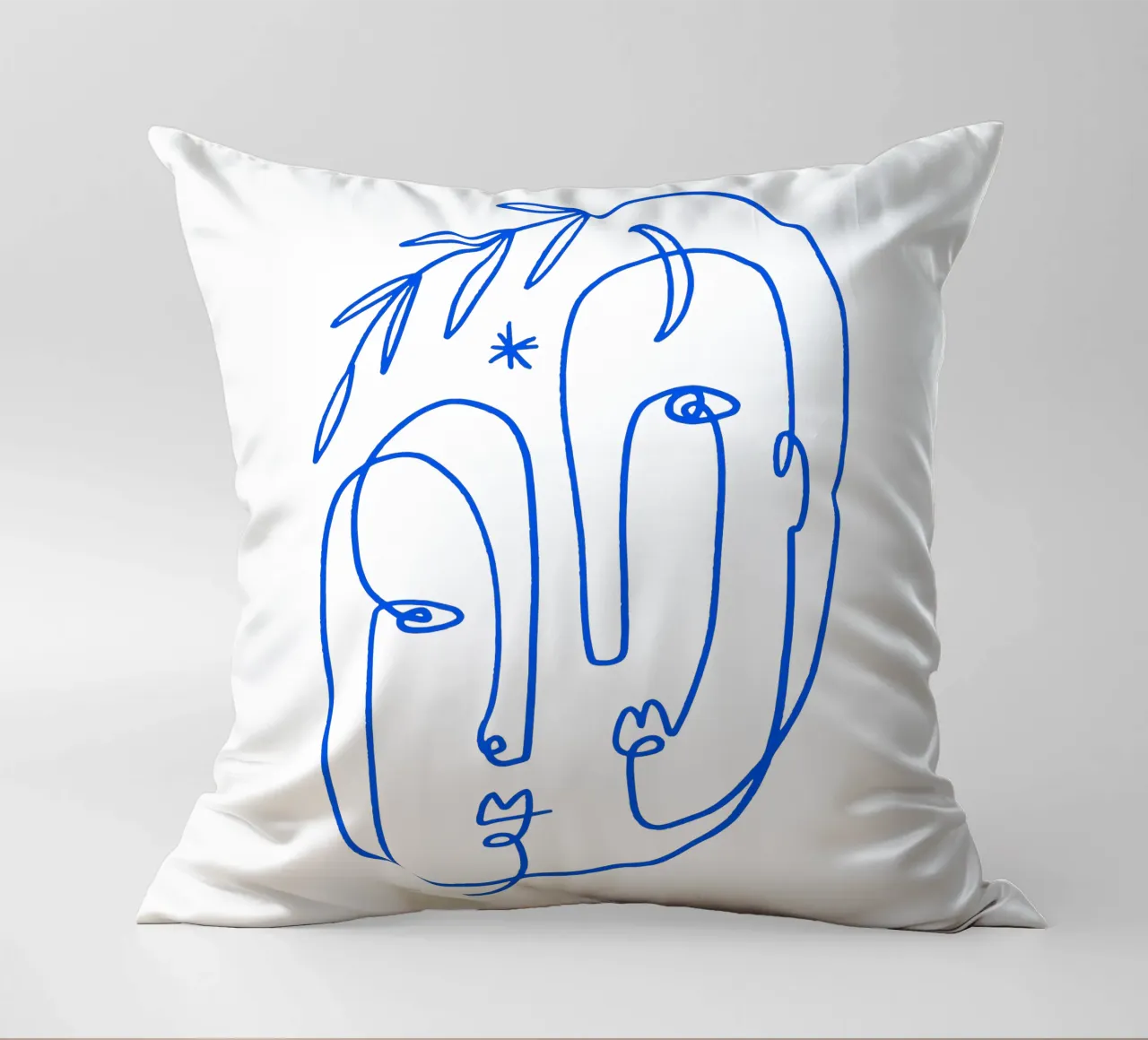 Two Souls No 02 (without Background) cuscino da treechild