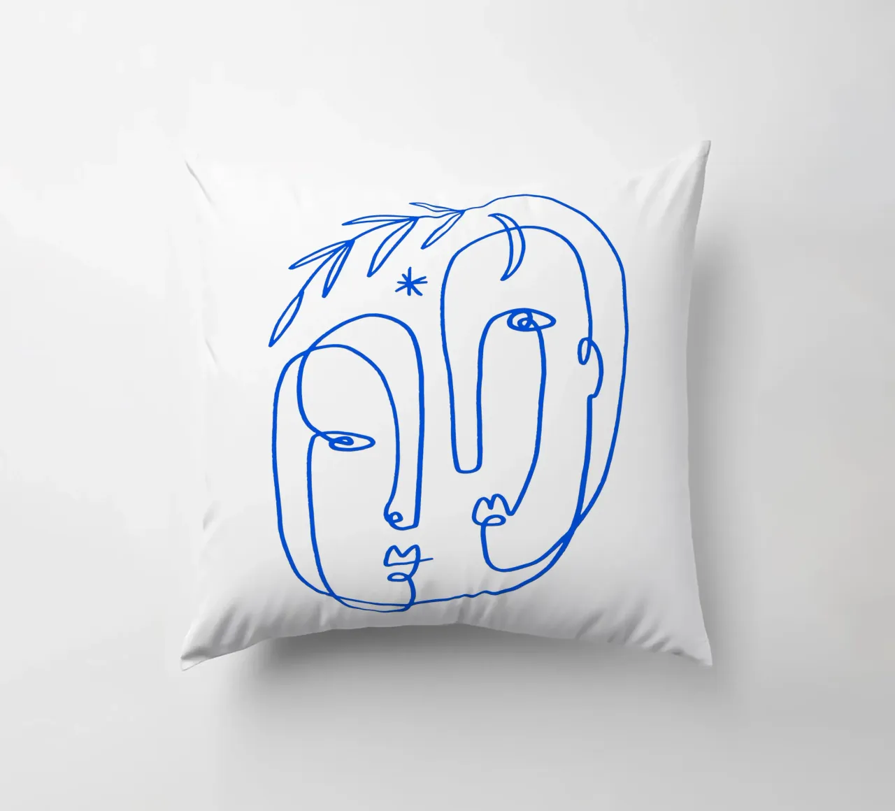 Two Souls No 02 (without Background) cuscino da treechild