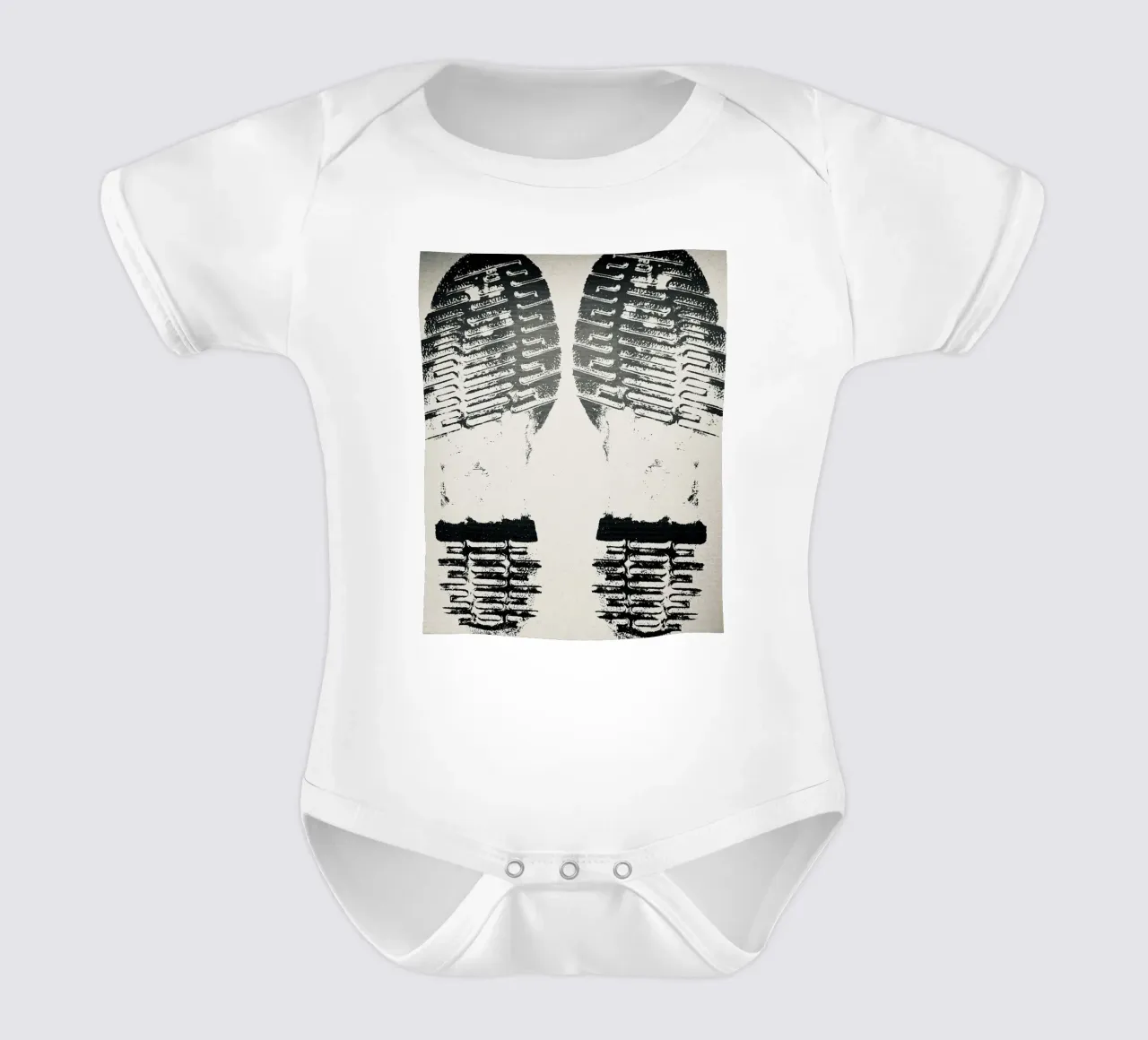 Feet from Desire short-sleeve baby romper by ChiasMata CozMos