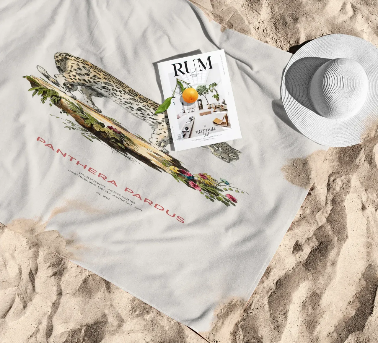 Art scientifique ancien sur le léopard serviette de plage de Vintagrafica