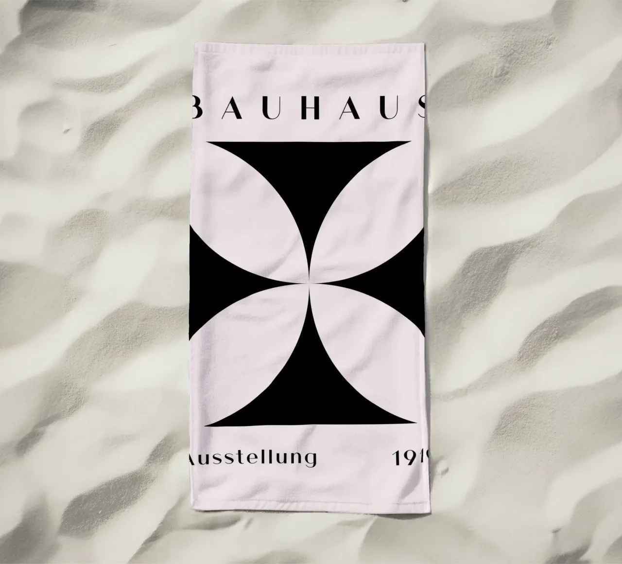 Bauhaus 1919 Mostra Forma geometrica nera telo mare da NorwesClub