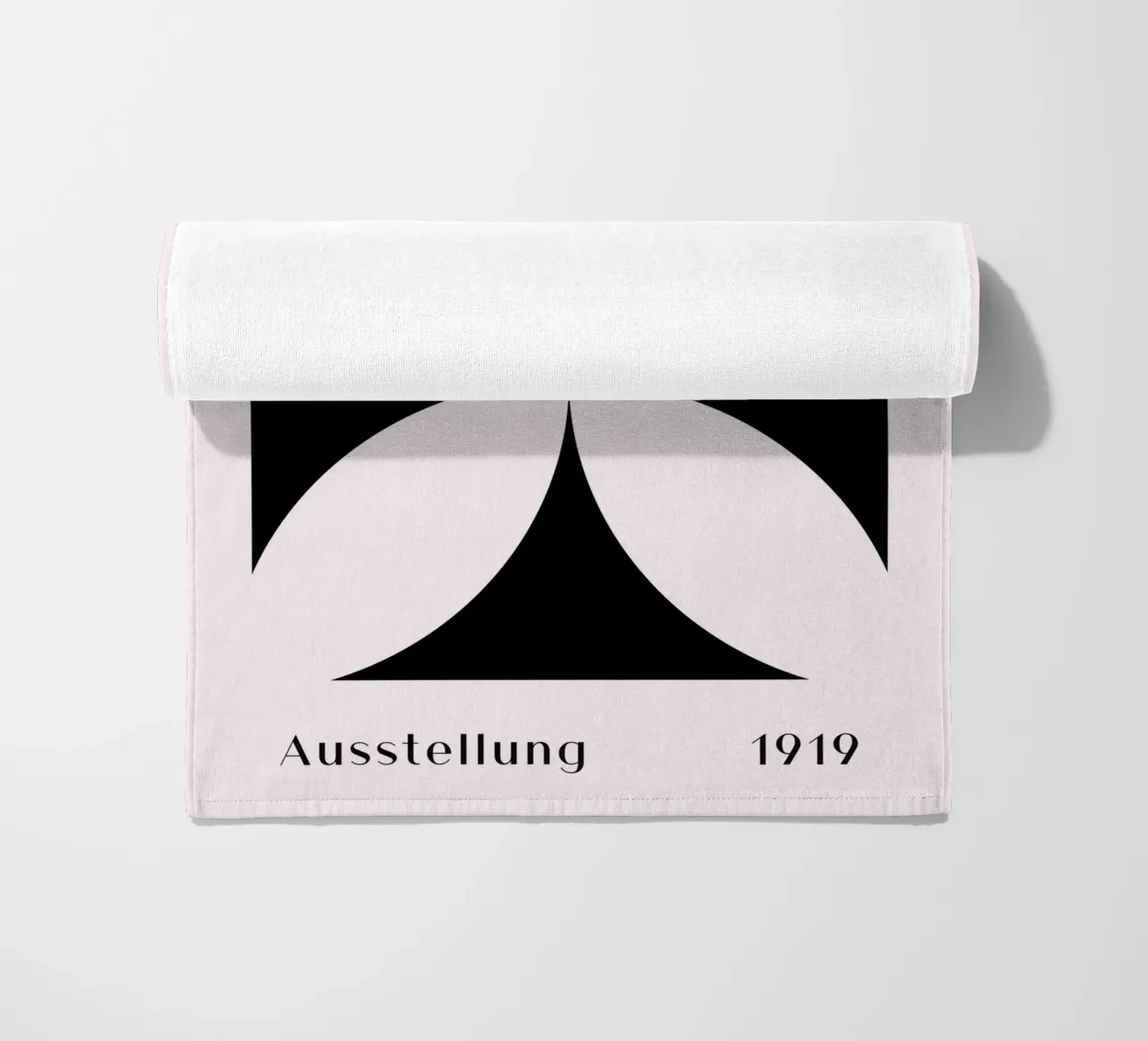 Bauhaus 1919 Mostra Forma geometrica nera telo mare da NorwesClub