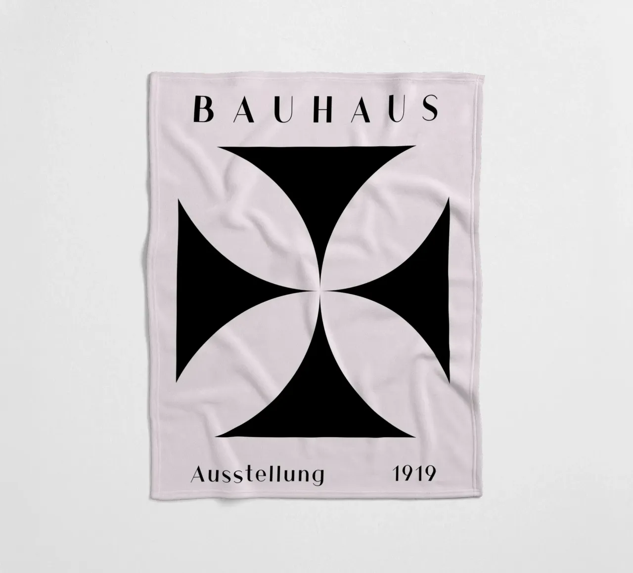 Bauhaus 1919 Mostra Forma geometrica nera coperta in pile da NorwesClub