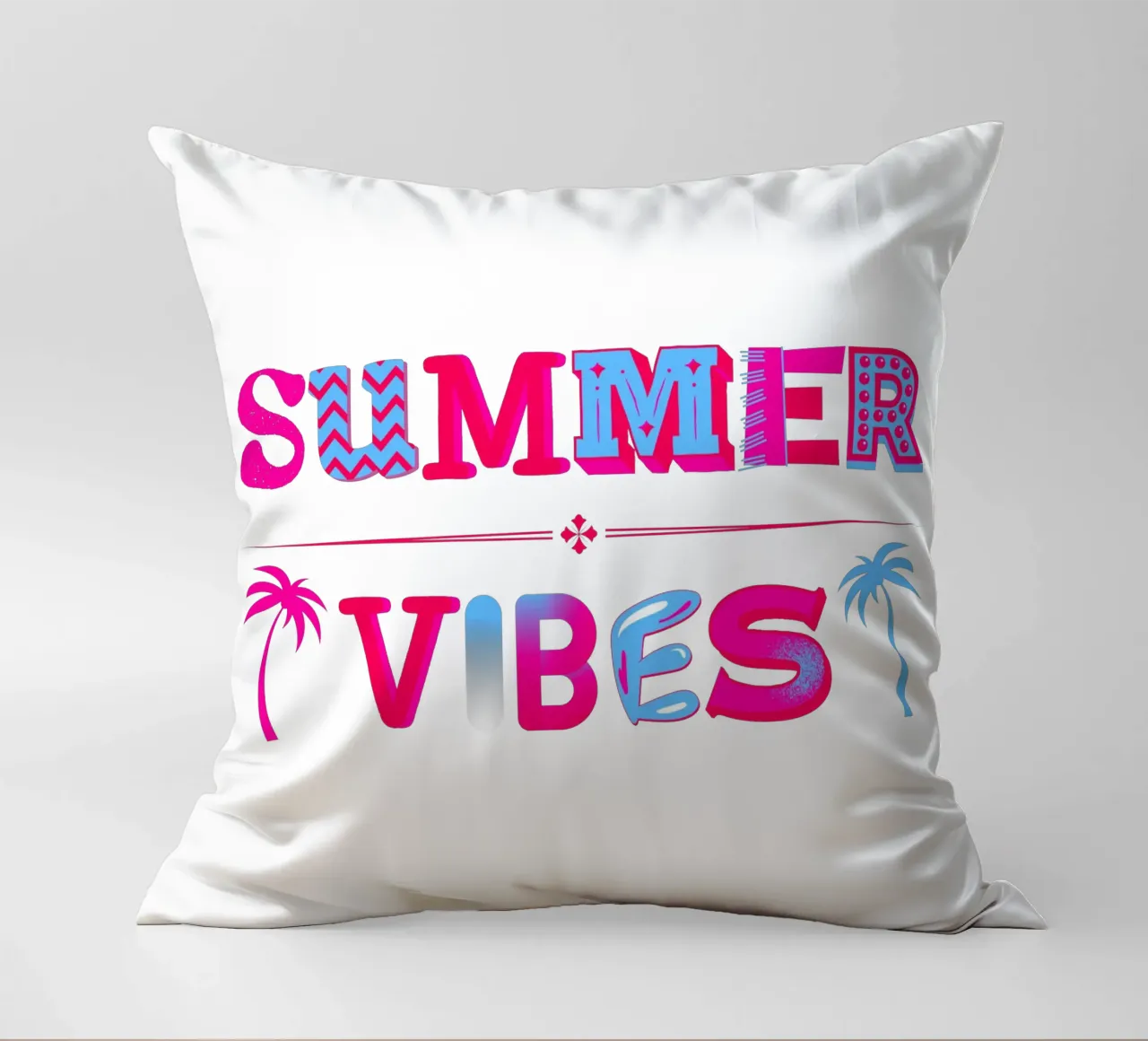 Letras veraniegas con palmeras en azul rosado cojín de ArtDesign by KBK