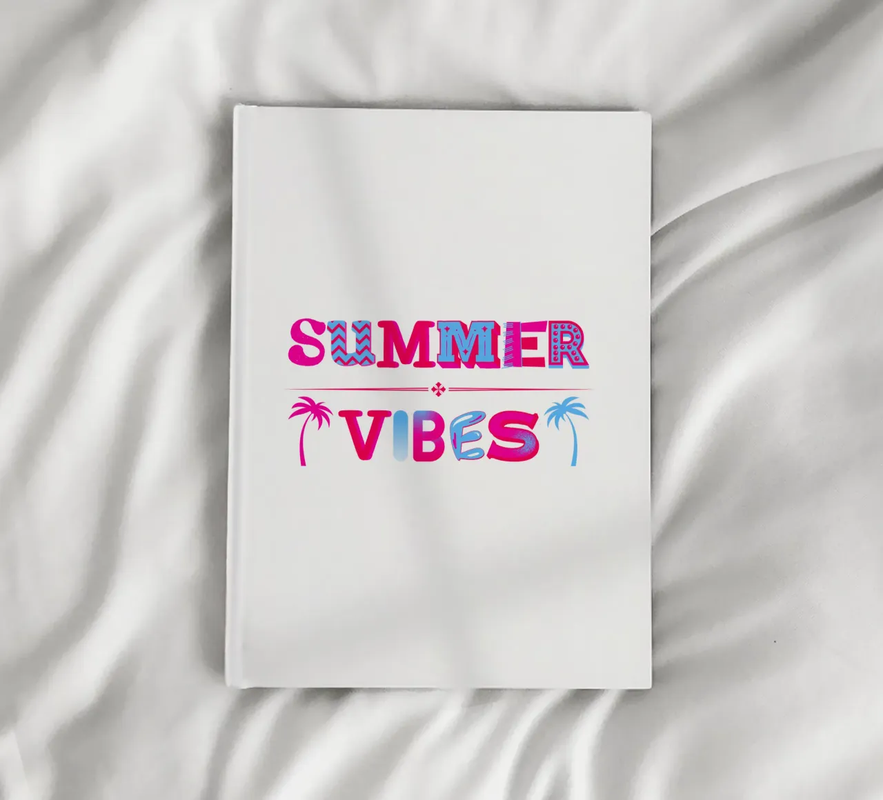Scritta Summer vibes con palme in rosa blu diario da ArtDesign by KBK