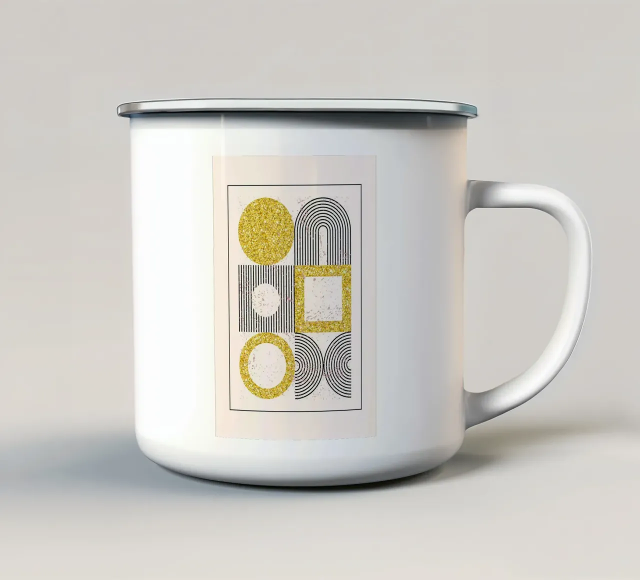 Stampa geometrica astratta di forme glitterate in oro tazza in smalto da NorwesClub