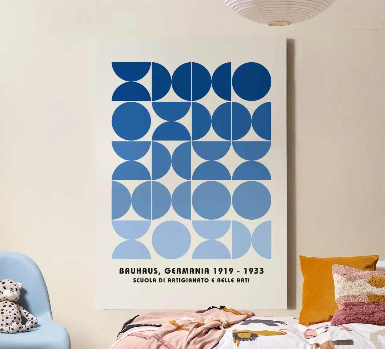 Bauhaus 1919-1933 Geometric Blue Pattern Print Leinwand mit Schattenfugenrahmen von NorwesClub