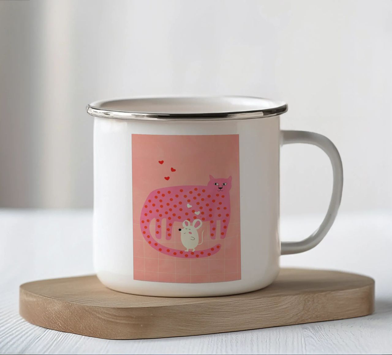 Cat and Mouse tazza in smalto da Little Flourishes