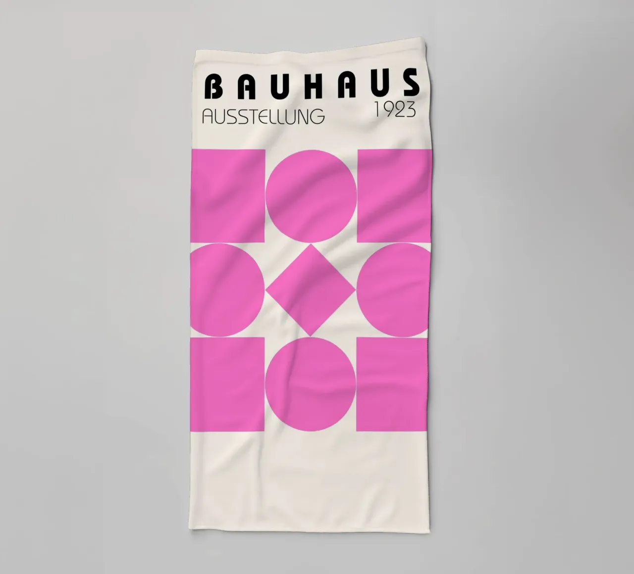 Poster Bauhaus 1923 Forme geometriche rosa asciugamano da bagno da NorwesClub