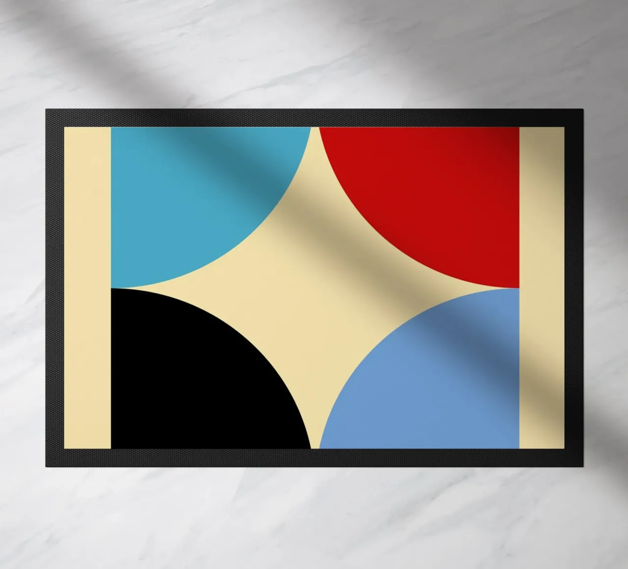 Arte astratta geometrica con curve a quattro colori zerbino da NorwesClub