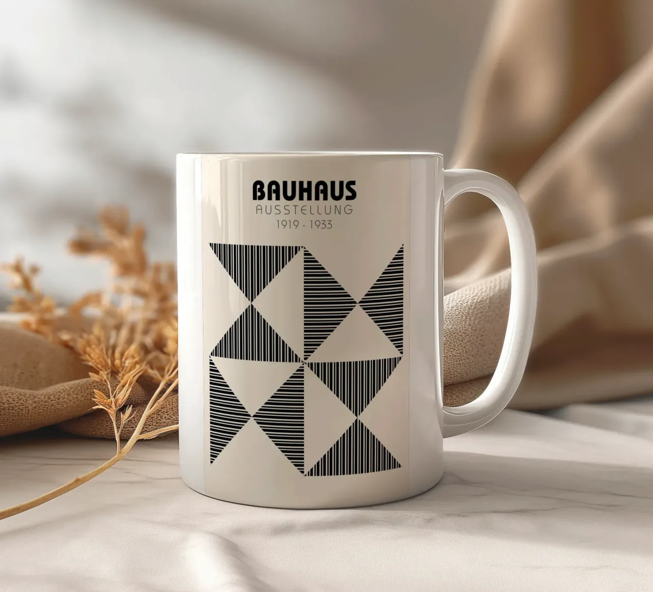 Bauhaus Geometrico foderato Triangolo Pattern Art tazza in ceramica da NorwesClub
