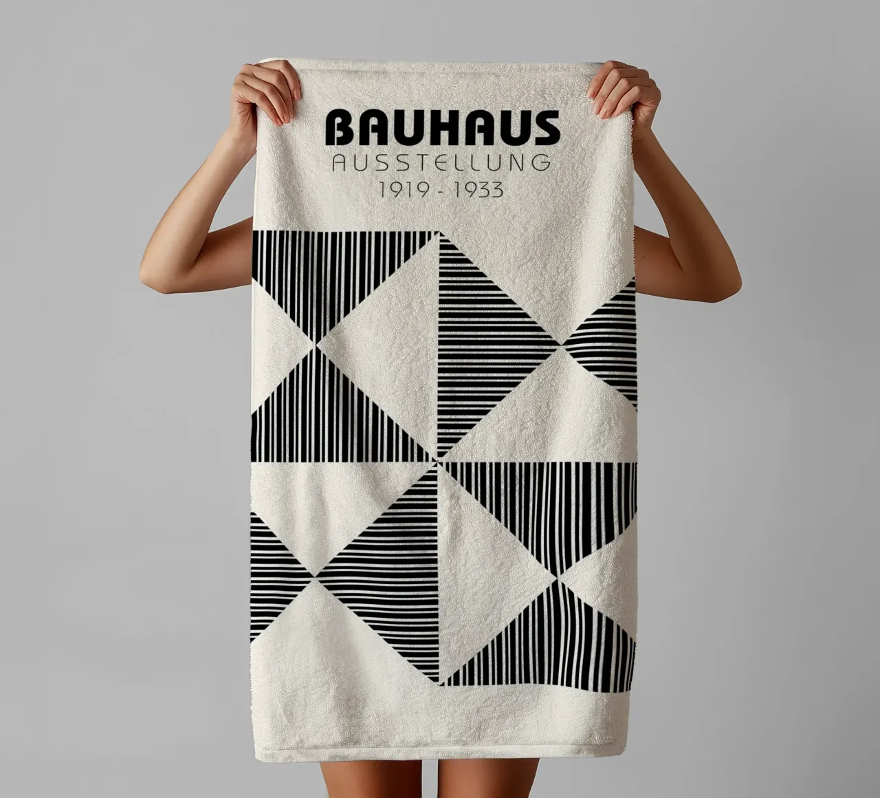 Bauhaus Geometrico foderato Triangolo Pattern Art asciugamano da bagno da NorwesClub
