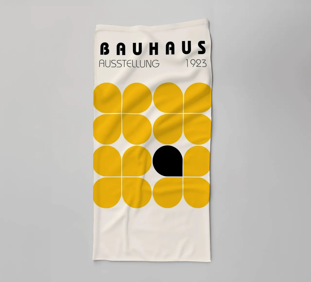 Bauhaus 1923 Abstrait Jaune Noir Formes serviette de bain de NorwesClub