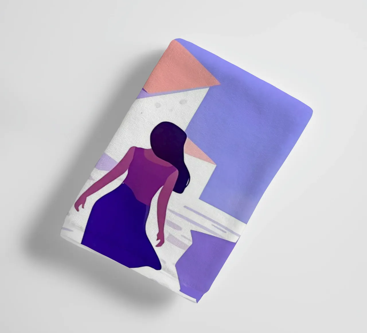 Donna che cammina all'Oceanside Village Lofi Art asciugamano da bagno da LoFi Gallery