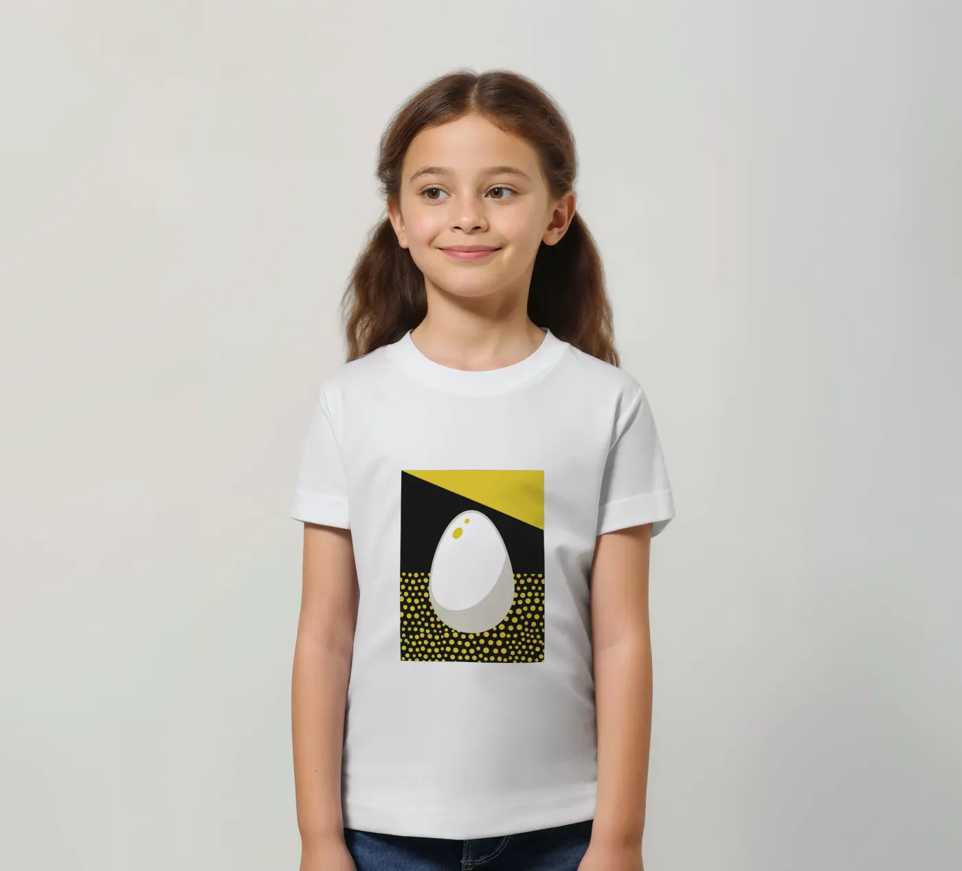 Ei kinder t-shirt van LOOK DIFFERENT