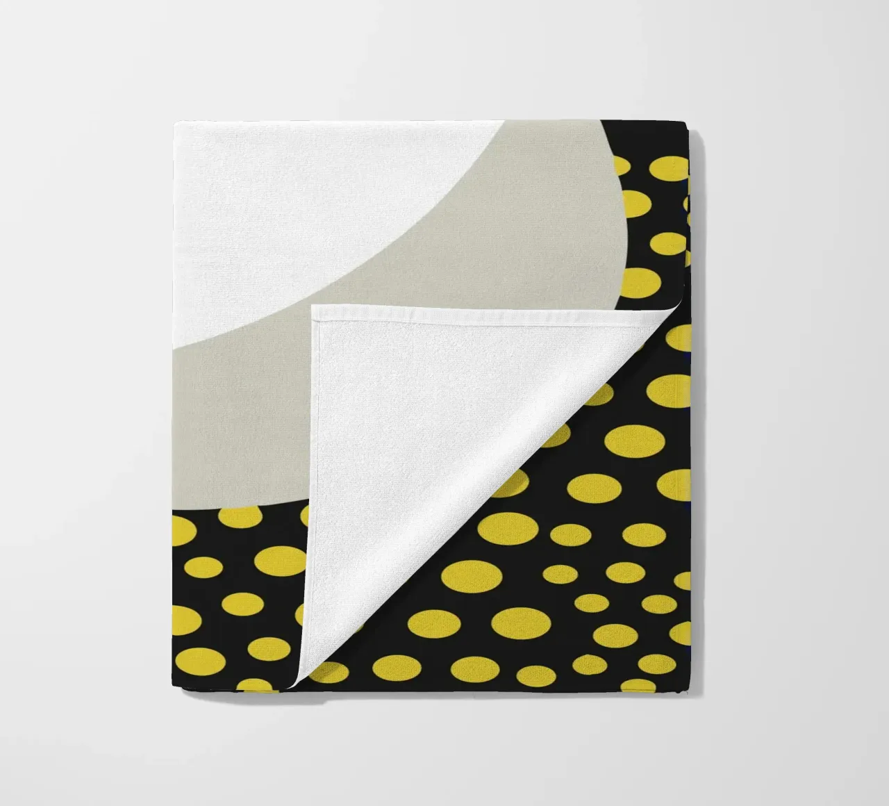 Uovo telo mare da LOOK DIFFERENT