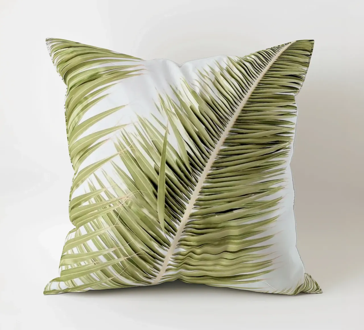 Light Palm Trees Kissen von Babett Schultze