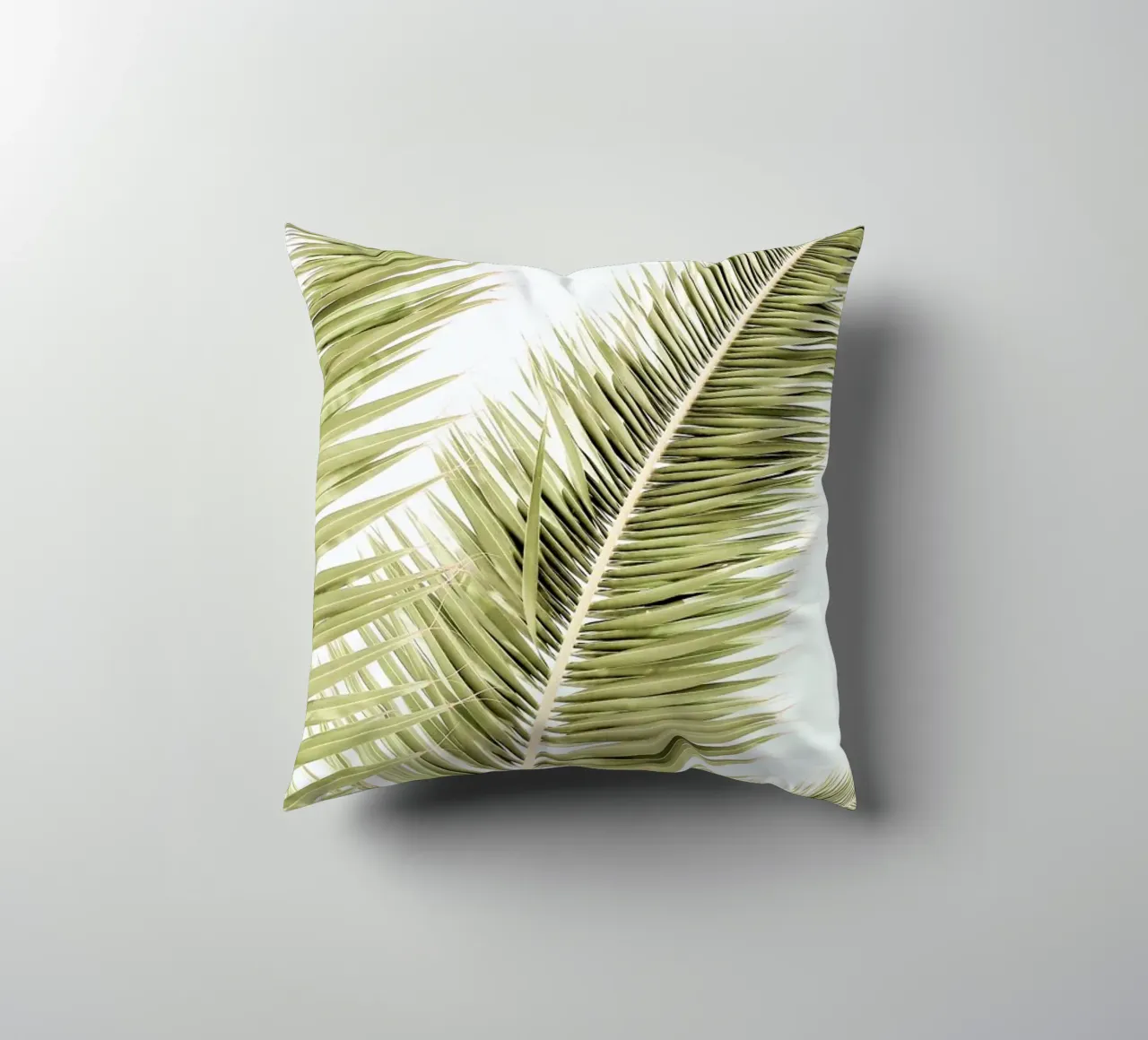 Light Palm Trees kussen van Babett Schultze