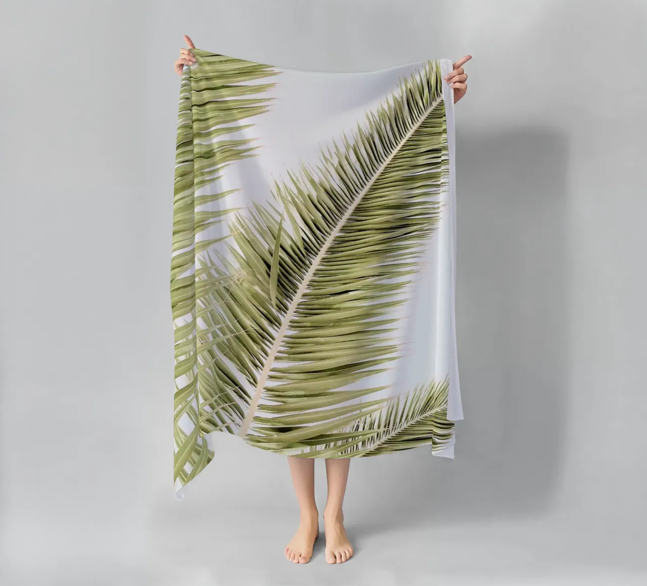 Light Palm Trees Strandtuch von Babett Schultze