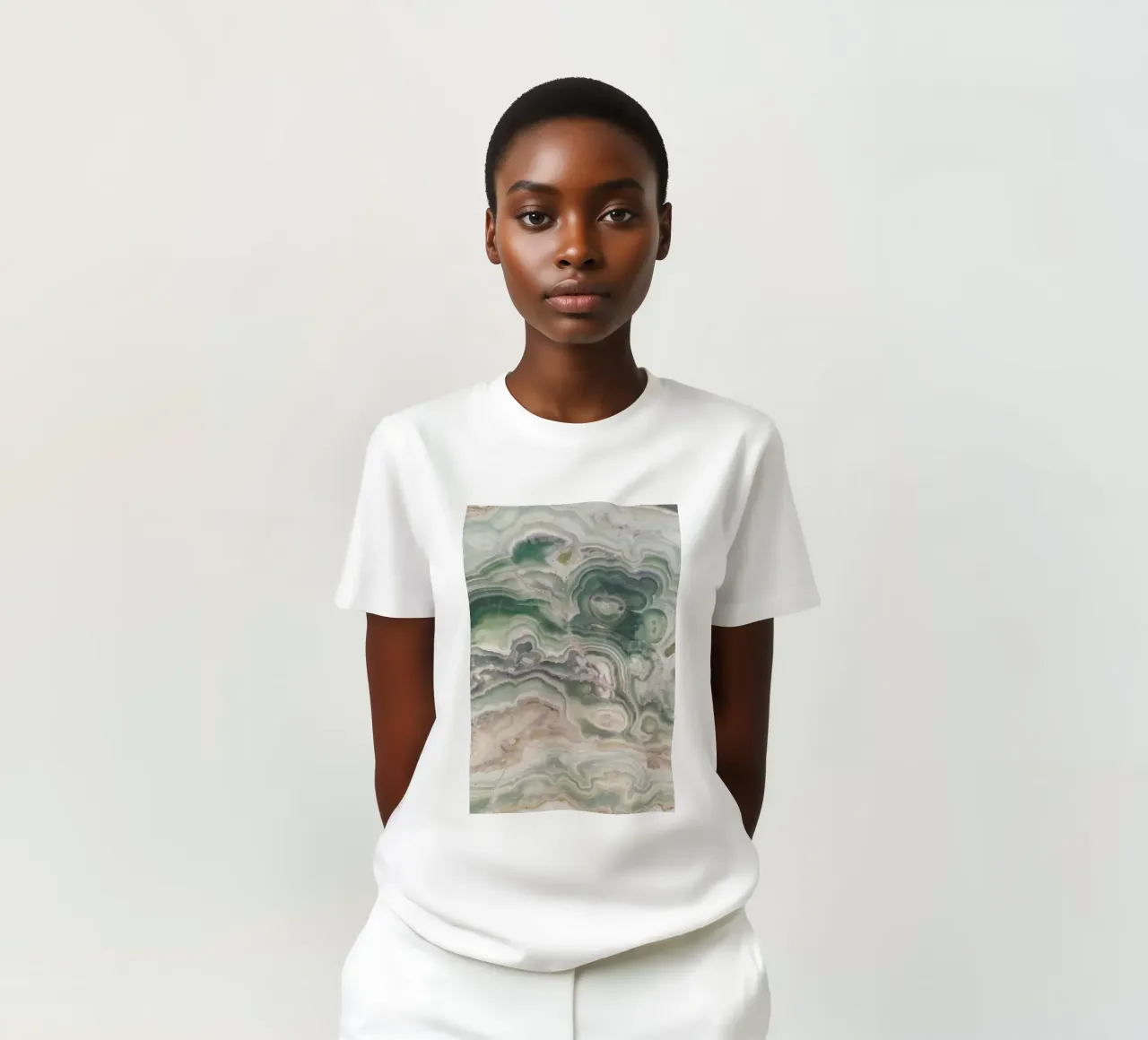 Gray and Gold Agate t-shirt da cafelab