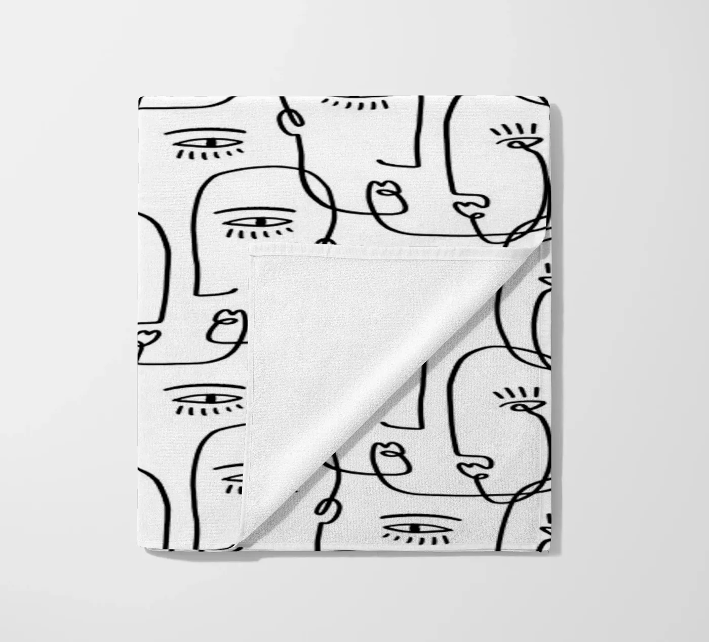 Face Pattern Strandtuch von treechild