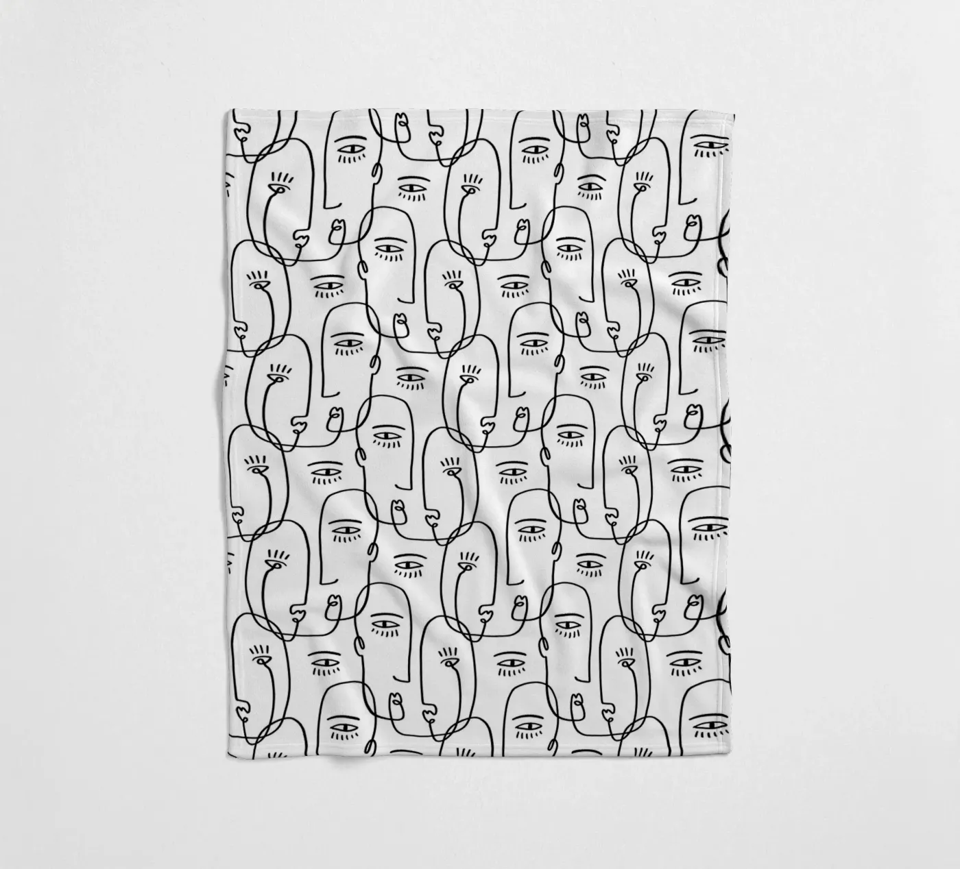 Face Pattern Fleecedecke von treechild