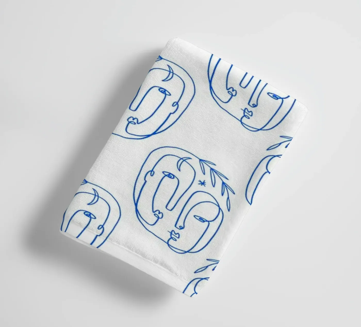 Faces Pattern serviette de bain de treechild