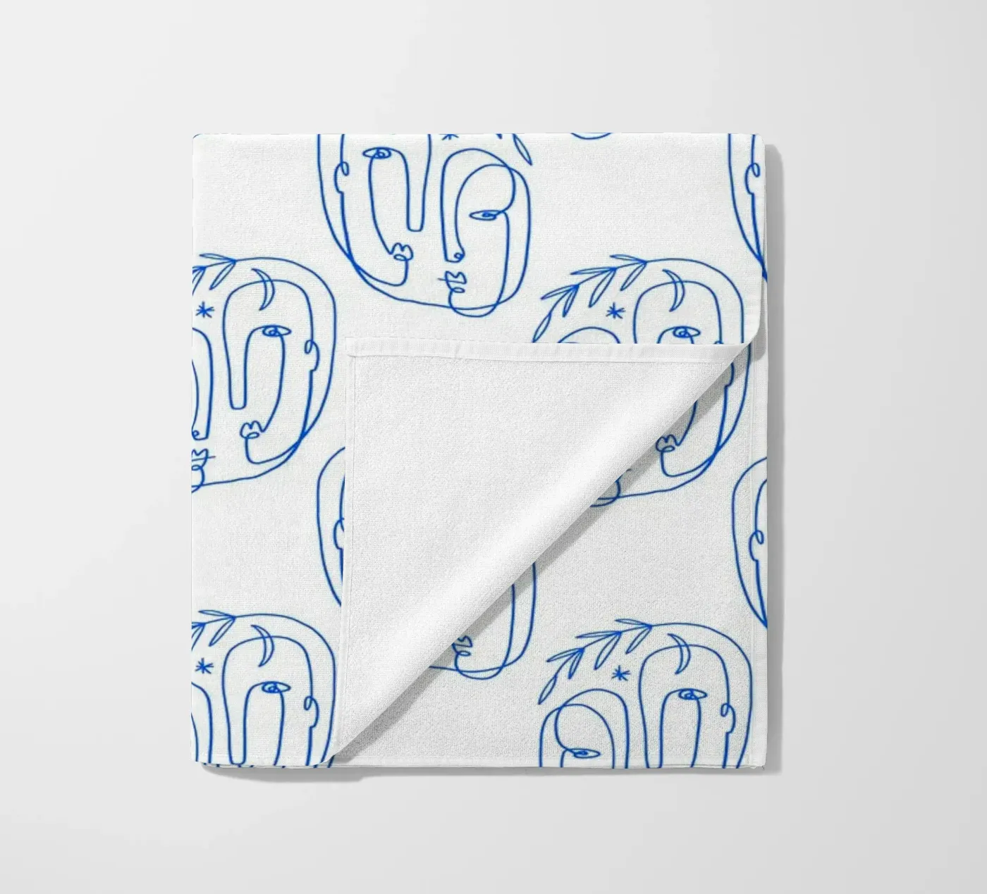 Faces Pattern Strandtuch von treechild