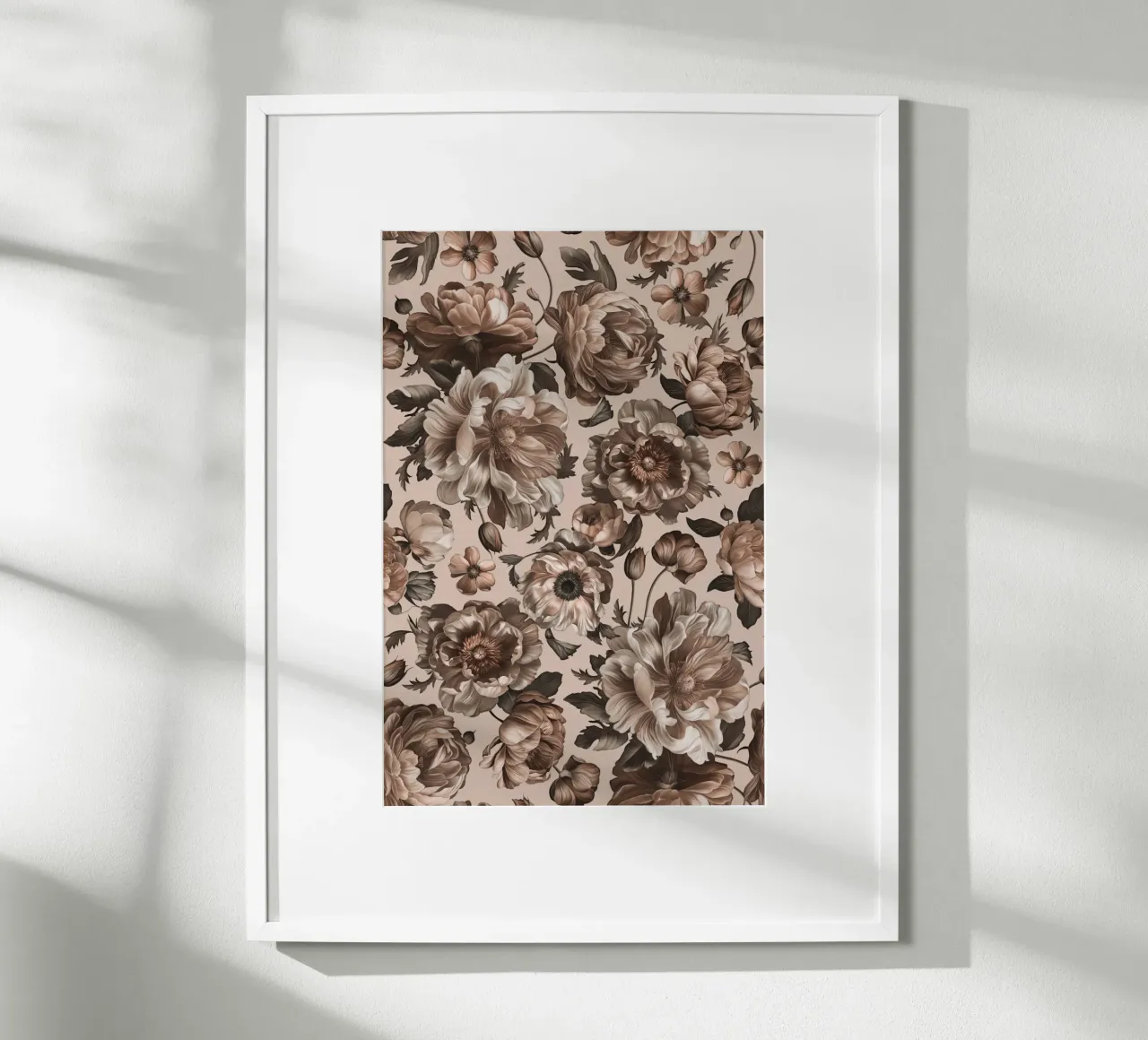 Dark Academia Opulent Baroque Flower Drama Peach poster con telaio in legno da Andrea Haase Floral Passion