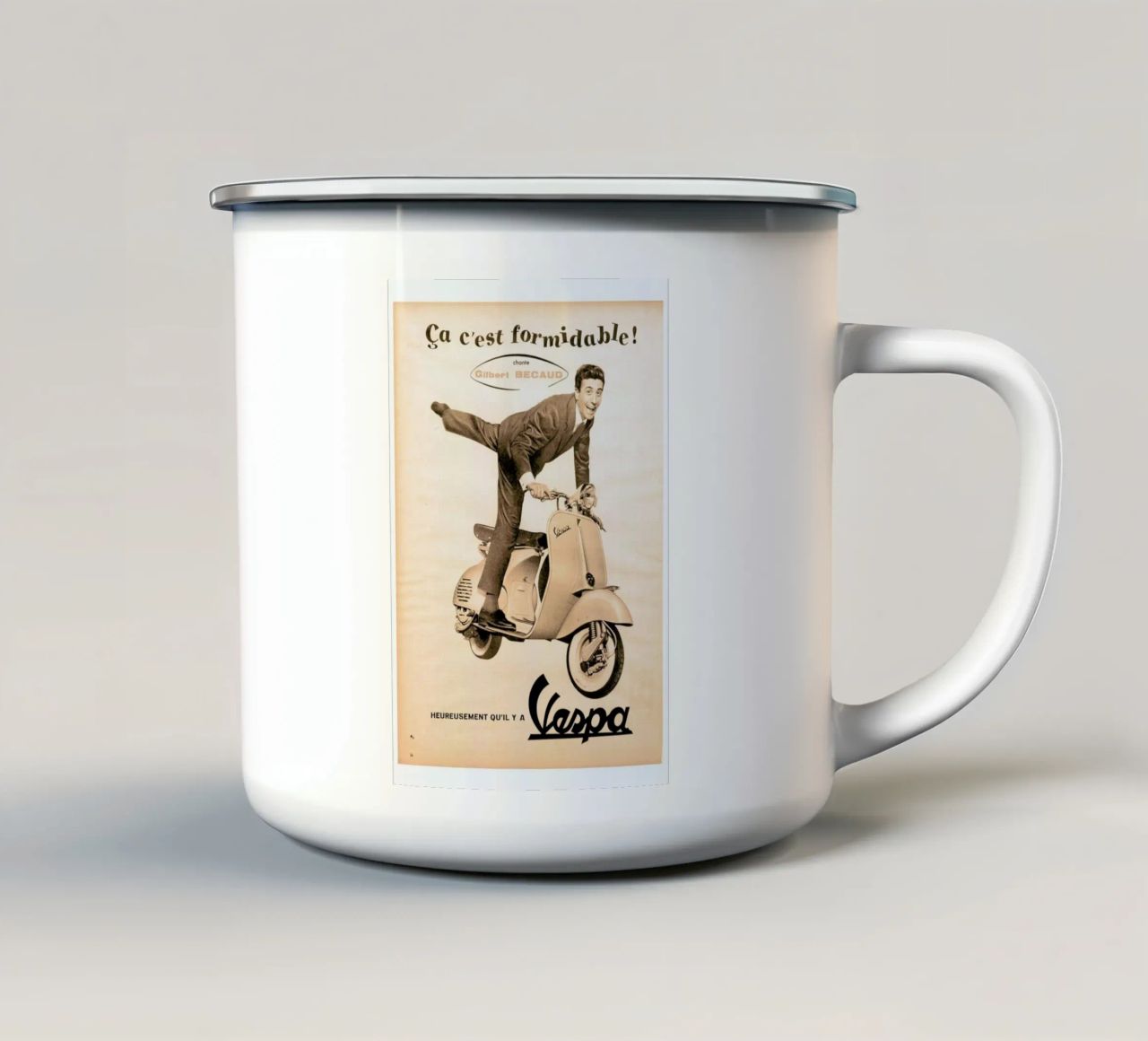scooter tazza in smalto da Robert Livingston