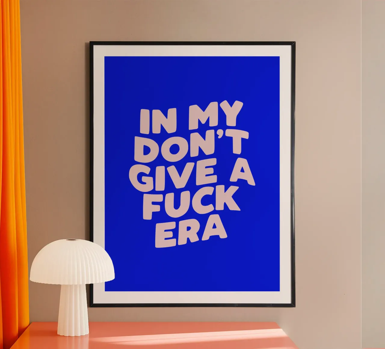 En mi No me importa una mierda Era Tipografía Imprimir en rosa azul hahnemühle de THE MOTIVATED TYPE